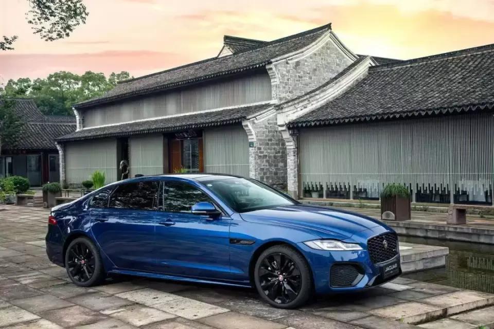 试驾最新款捷豹xfl,全新捷豹XFL试驾