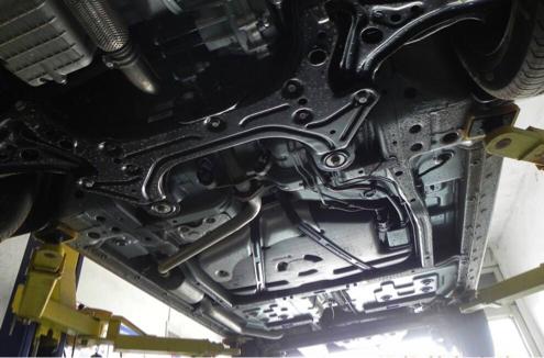 有底盘装甲跟没底盘装甲的区别,防爆装甲和底盘装甲的区别