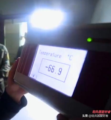 俄罗斯巨蟒手枪,俄罗斯蟒蛇手枪与斑蝰蛇手枪