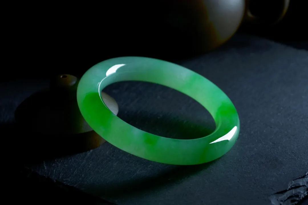 冰种翡翠骗局视频,冰种翡翠假的