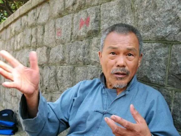 廉吏于成龙李万年版03集免费观看,于成龙十大感人照片