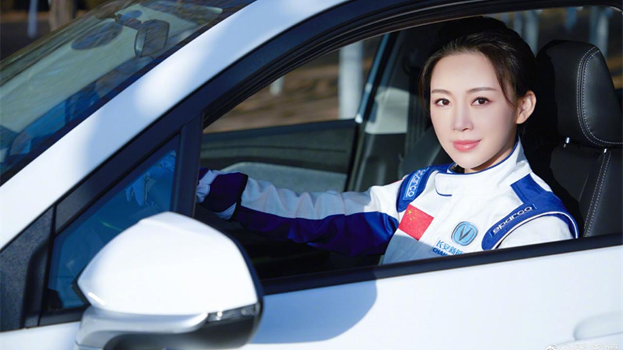 台球天后潘晓婷的男友,潘晓婷赛车