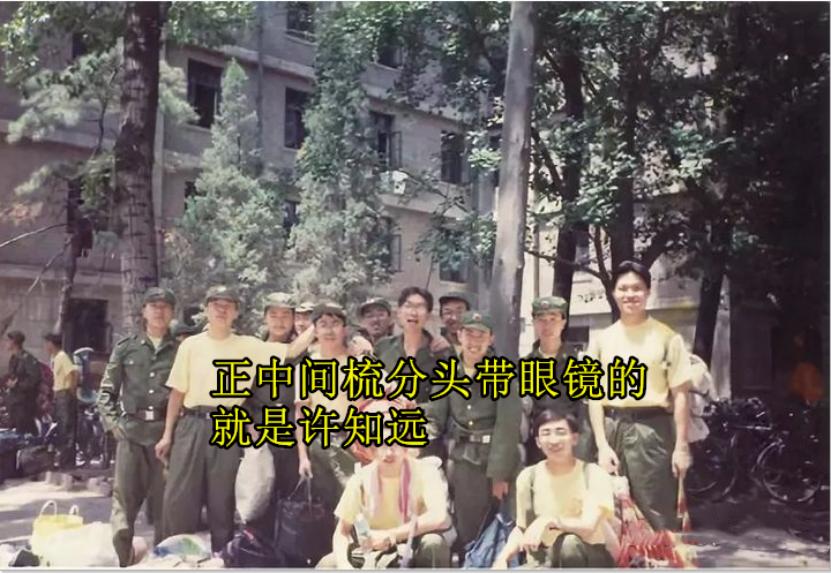 许知远被怼得最狠的一次,许知远到底有多强