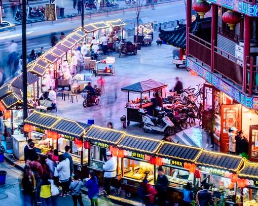 开封夜市摆摊小吃,开封大哥卖独特小吃