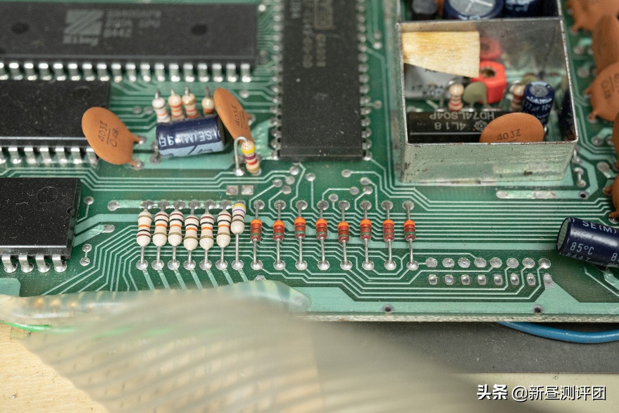 36年前香港设计制作的电脑是什么水平？Laser310与VTech