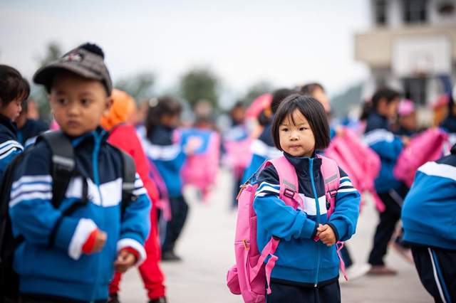 小学新老师,希望小学我们来了视频
