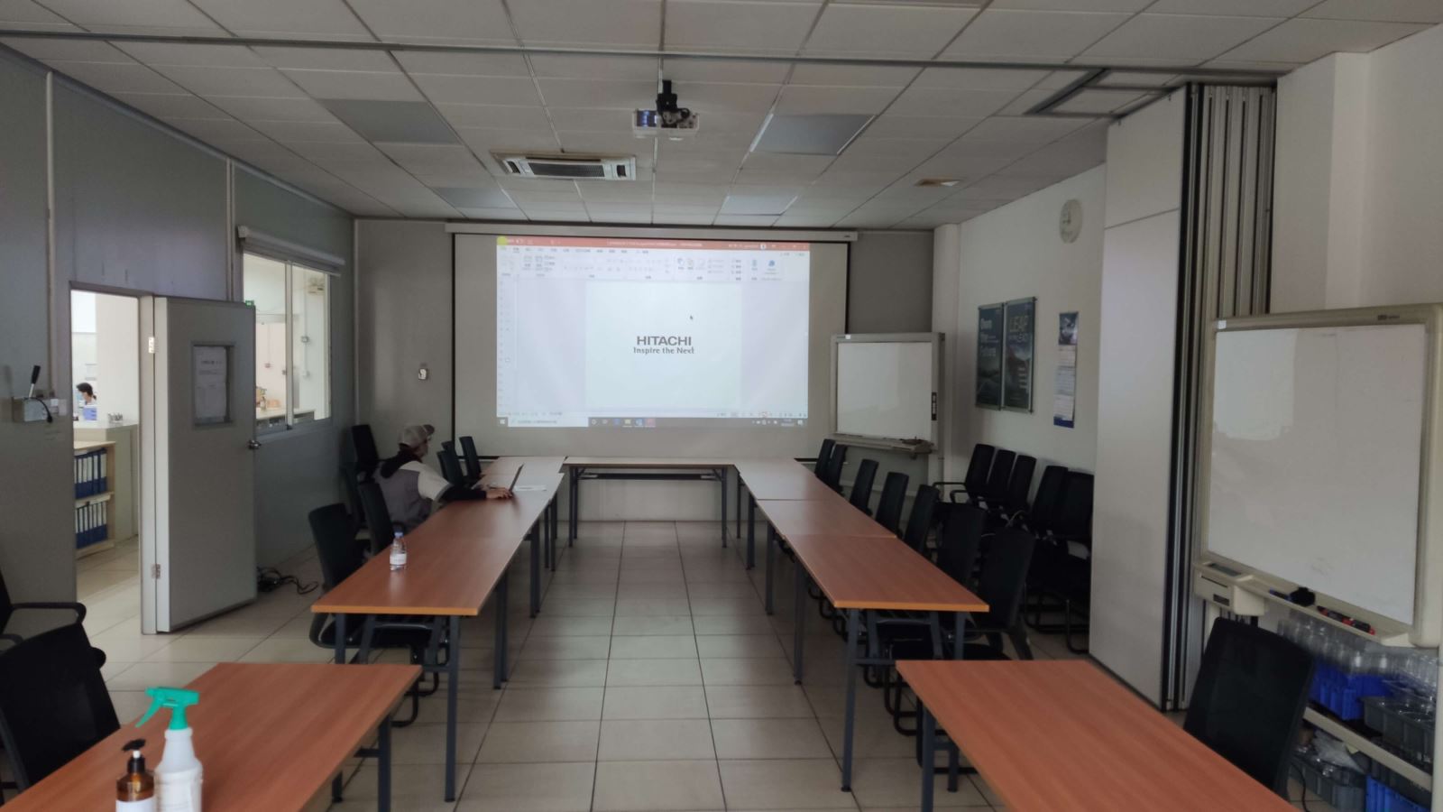 Mac投影仪投屏,笔记本如何实现投影仪投屏