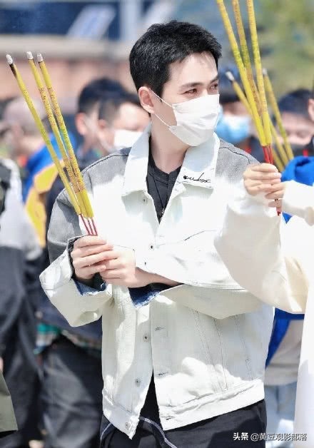 电视剧叛逆者中朱一龙的造型,朱一龙新剧叛逆者寸头