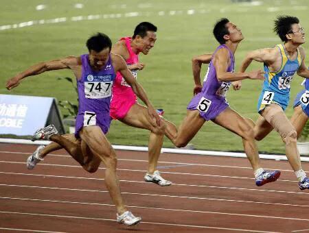 历届全运会男子百米冠军现役一人双金王，苏炳添第四次出征圆梦