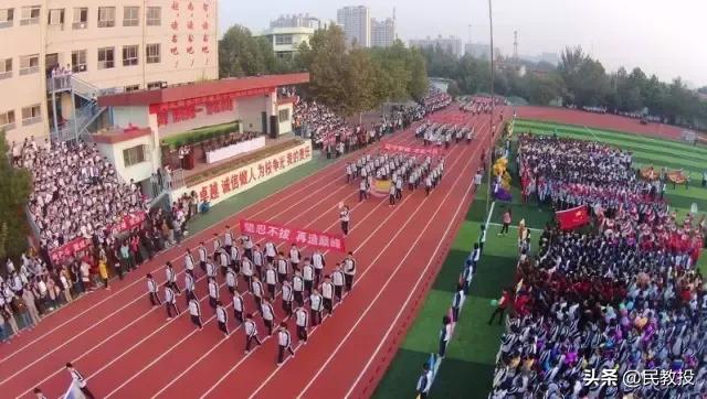 石家庄精英中学校长李金池纪录片,石家庄精英中学校长李金池被采访