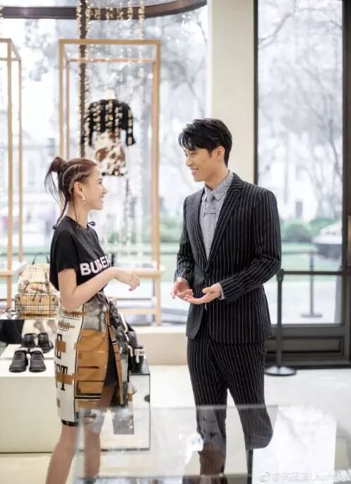 奚梦瑶窦骁都进赌王家尴尬吗,奚梦瑶窦骁是赌王的什么人