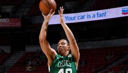 新秀威廉姆斯nba2kol2,罗伯特威廉姆斯和霍福德