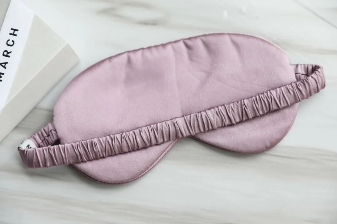 双面真丝枕套加真丝眼罩,宅家必备的高颜值睡衣