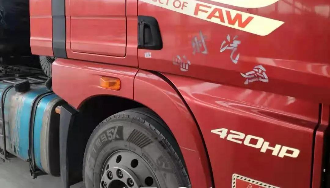 卡友们的好拍档——千里马卡车胎，让轮胎跑得更远