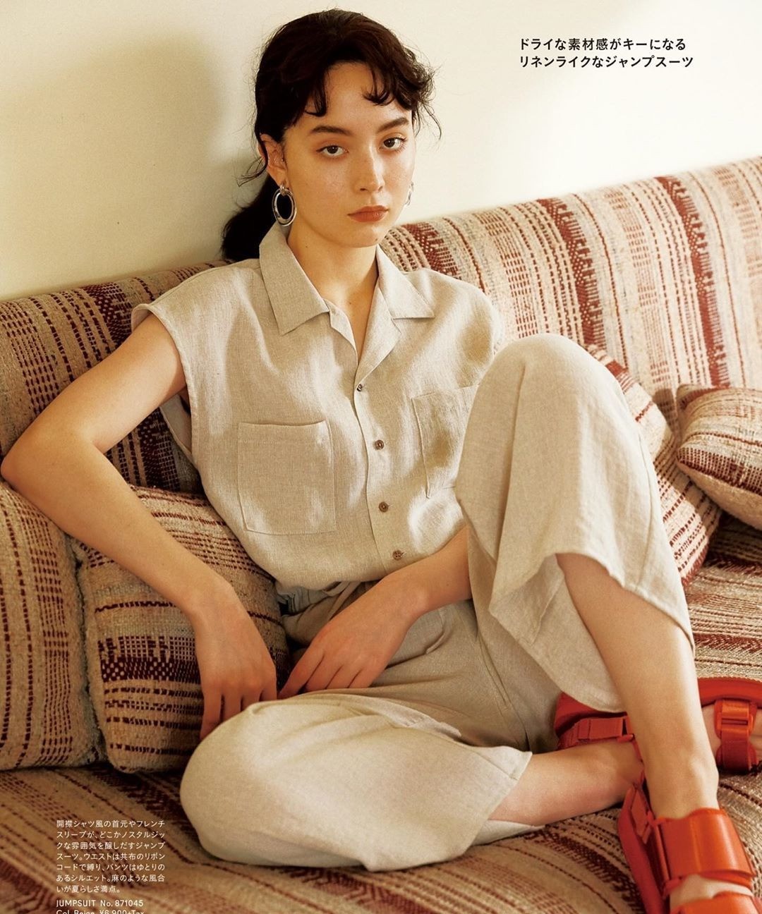 烦透了流水线网红脸？四款风格时尚博主，一般人爱第四位的颜