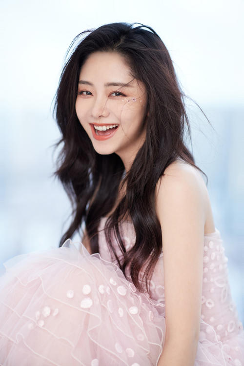 属兔的一线女明星,这四位女明星谁年轻时更漂亮