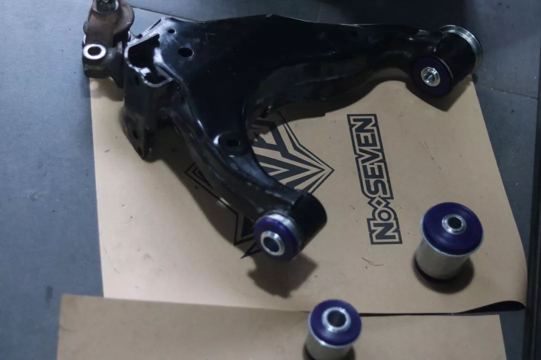 怪兽修车：翻新“残损不堪”的二手霸道LC150，满血复活变新车