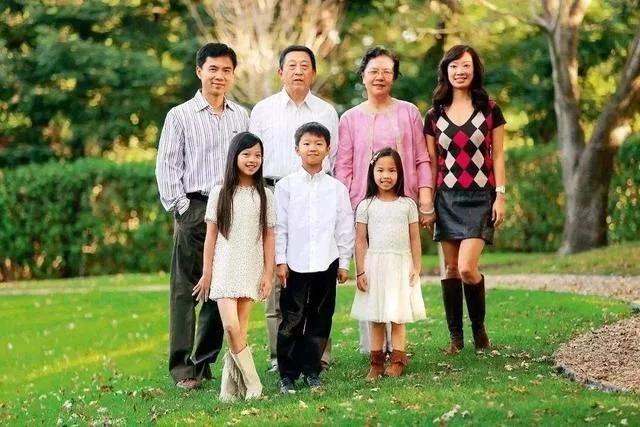 还记得世界最黑的小孩吗,全球最黑婴儿现在已经长大了