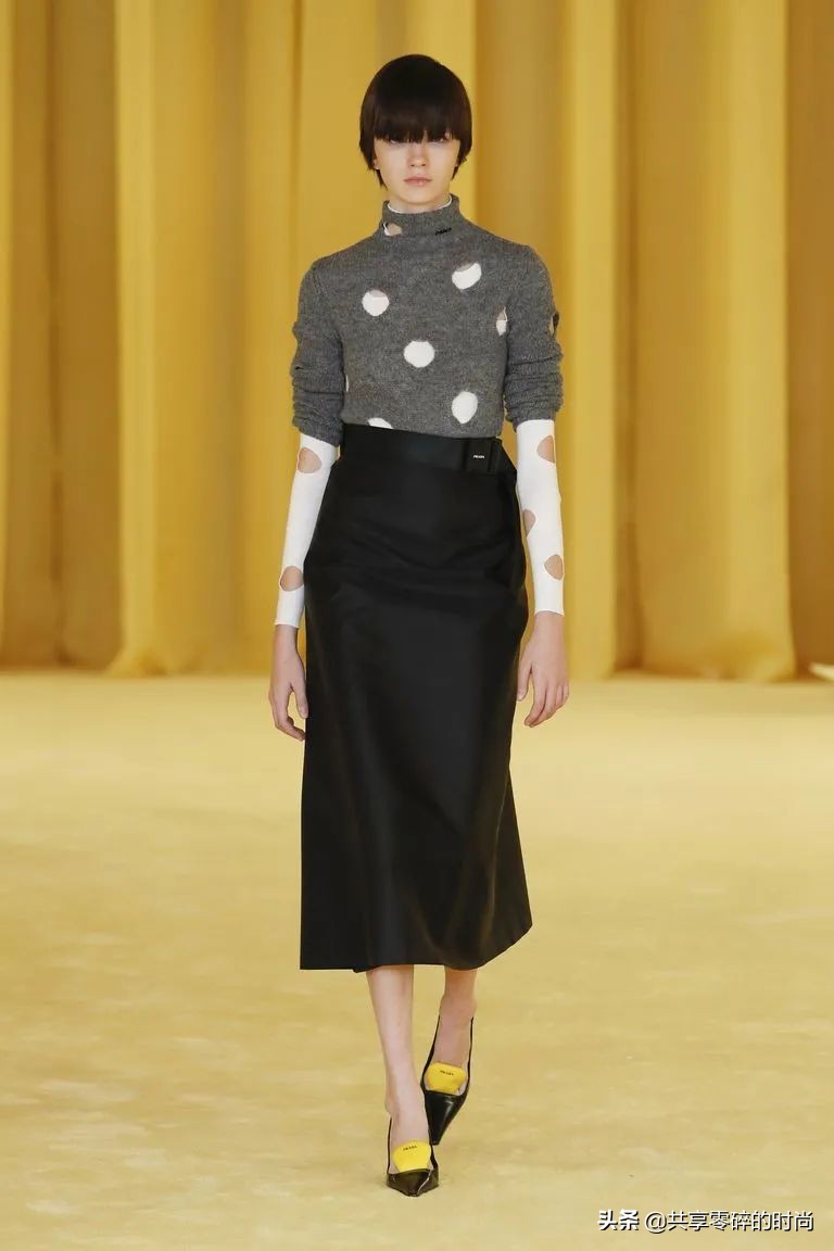 prada普拉达时装秀2018,普拉达prada2022春夏秀场蔡徐坤