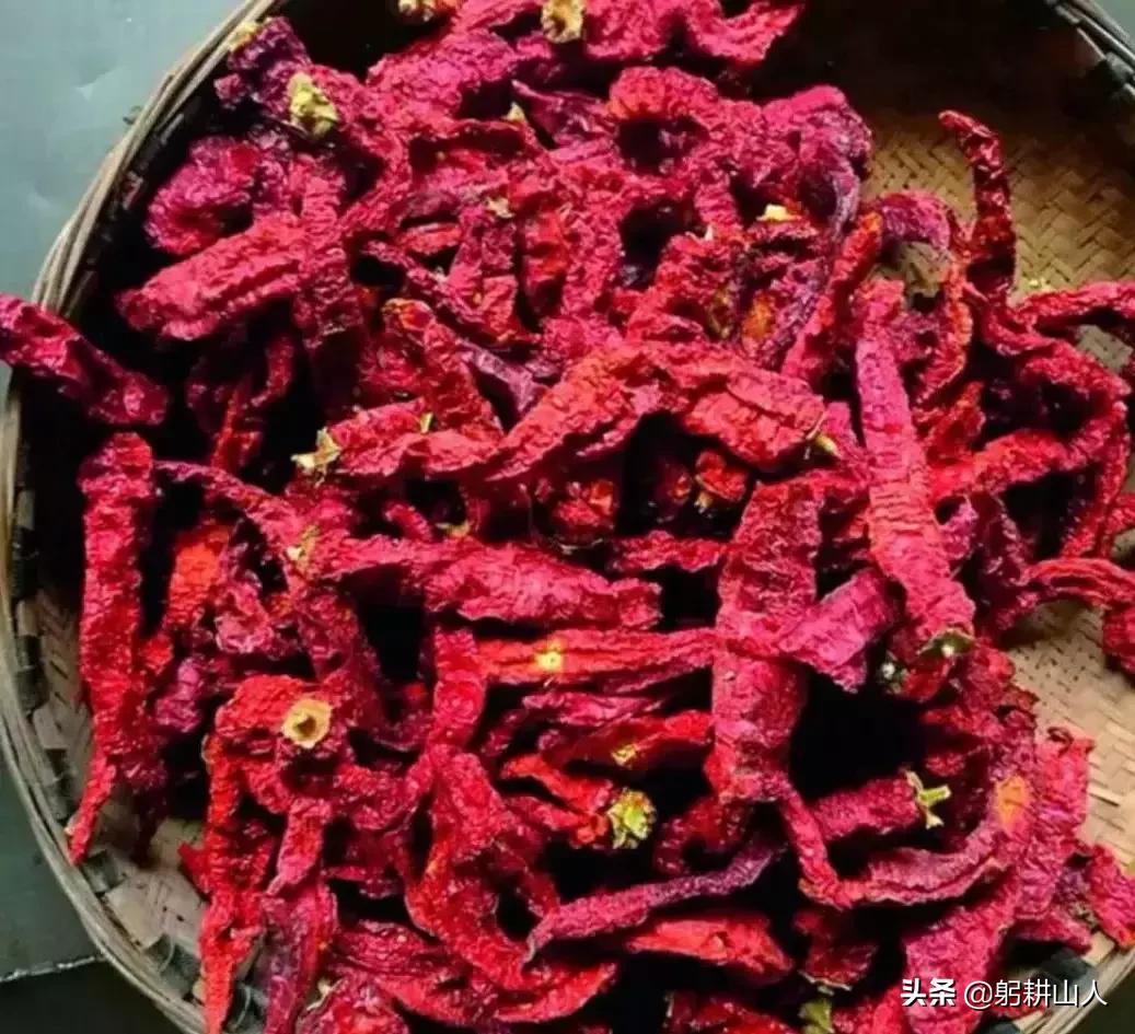 干辣椒在烹饪中的作用,干辣椒如何加工好吃