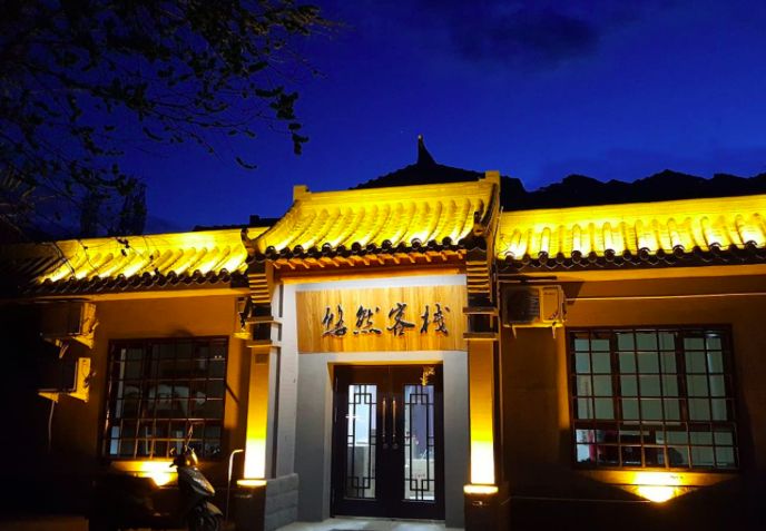 民宿365近期10家大热的极简民宿,西北风格民宿