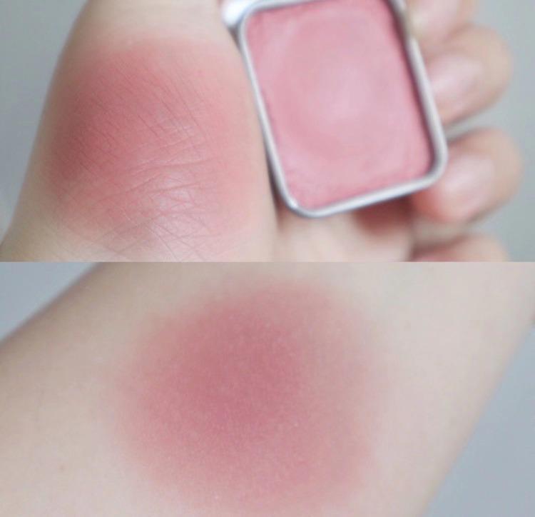 吹爆这个迷你小铁盒果冻腮红！好大一颗娇嫩欲滴的水蜜桃呢