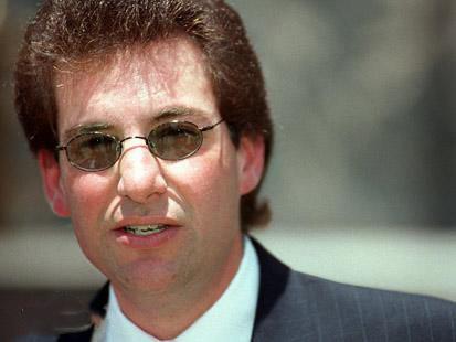 世界十大黑客，顶尖的电脑高手，看看他们都干了什么坏事？