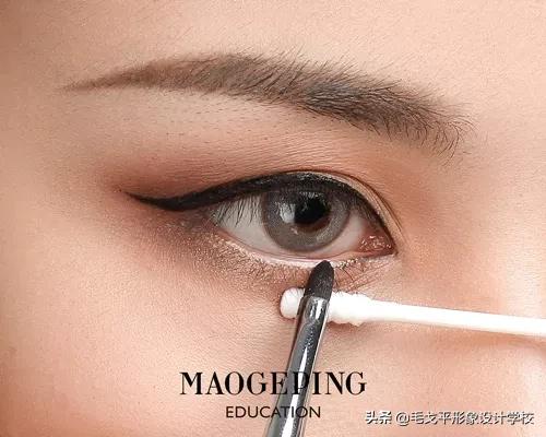 细腻又精致的眼妆怎么画,细腻精致的眼妆怎么画