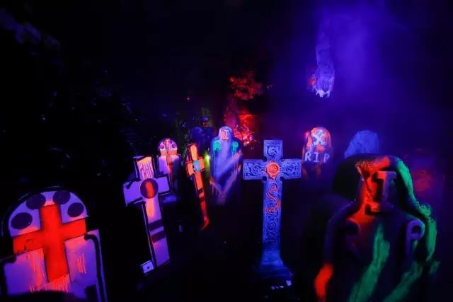 「今晚搞乜鬼」￥478抢长隆欢乐万圣节双人住宿套票，全新鬼屋