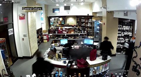 你觉得*子烟电**很酷，*子烟电**公司却把你当白老鼠