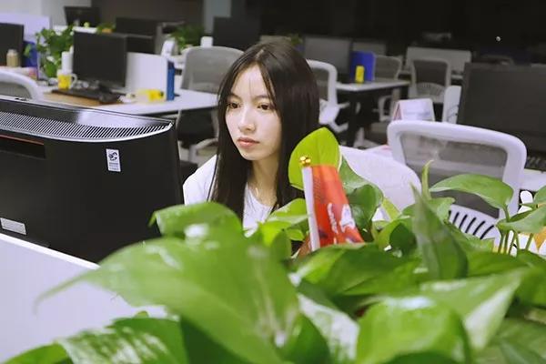 欧阳娜娜学霸学习作息时间,欧阳娜娜学习花费时间和精力