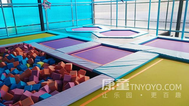 蹦床公园投资加盟多少钱,加盟蹦床公园多少钱