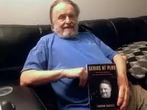 英国全能数学家JohnConway因新冠去世，是数学疯子也是游戏疯子