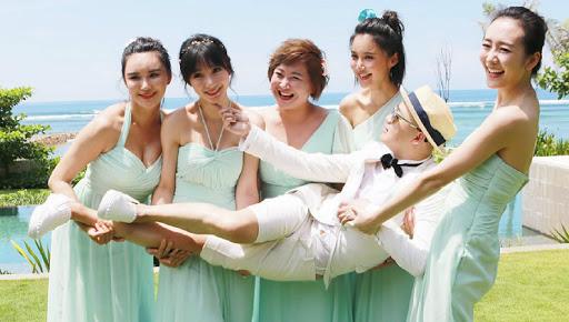 坐刘德华大腿扯陈冠希裤子，充斥低俗的台湾娱乐圈，这次翻车了？