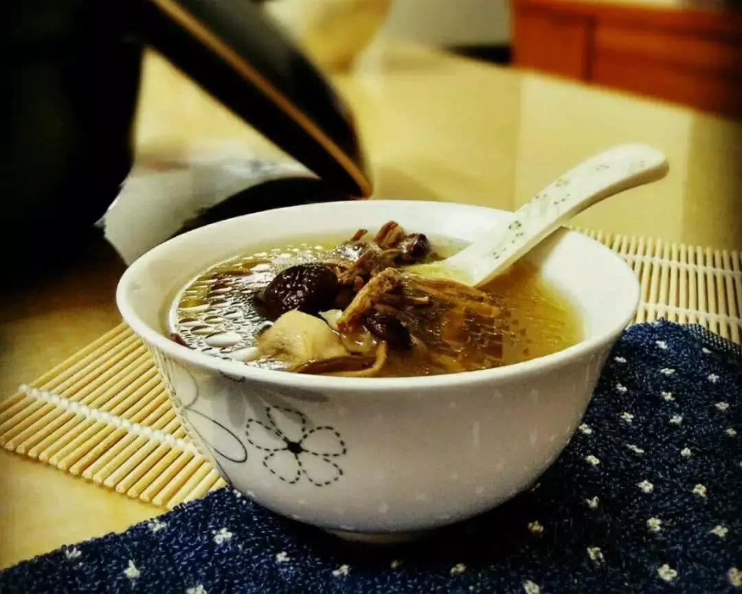 冬季助眠好养的花,什么花最好养又有助睡眠