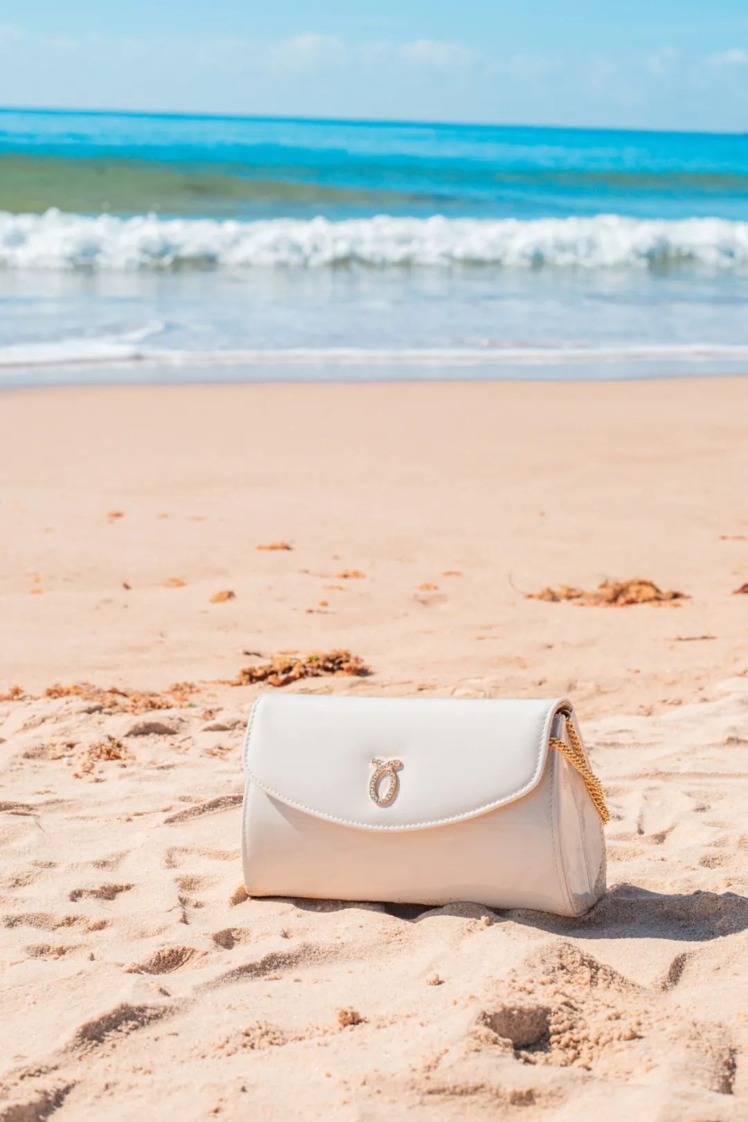 英国女王拿过的包包,英国伊丽莎白女王二世包包