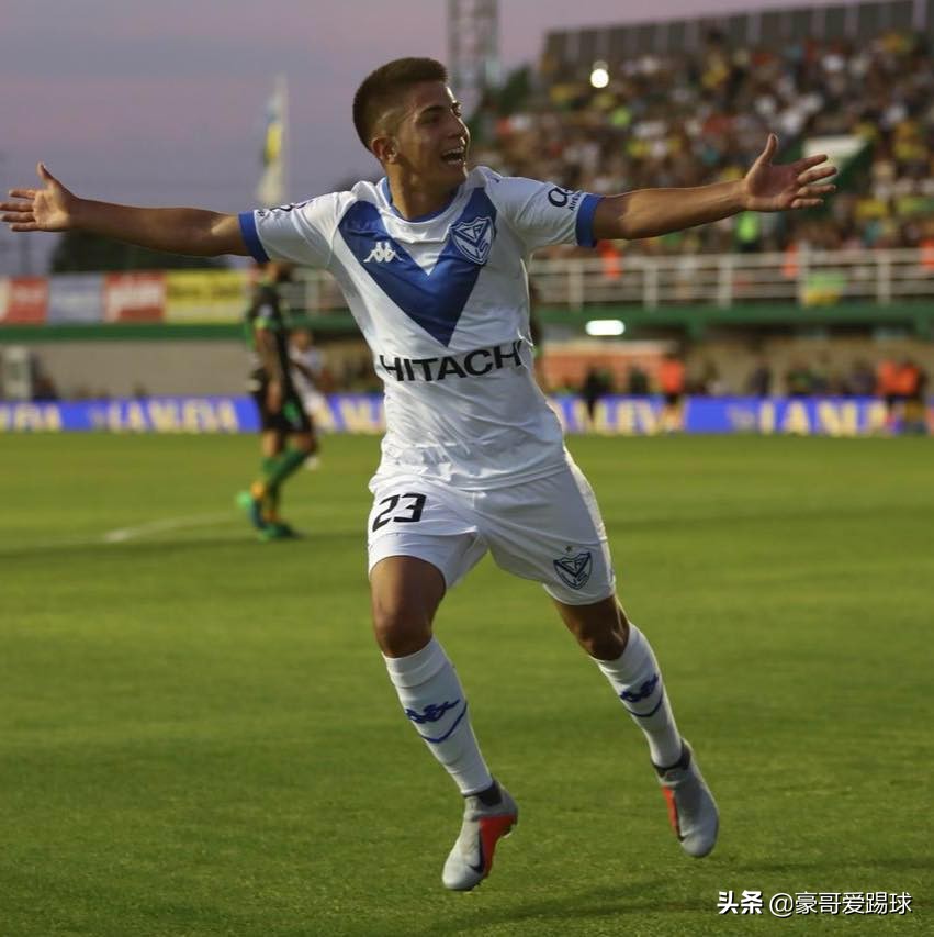 fm足球经理2024历史低价,fm2023足球经理大佬