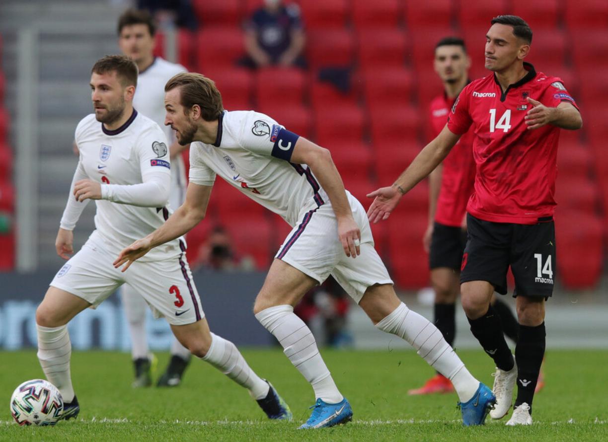 够狠完整版视频,热刺vs曼城斯特林给红牌了吗