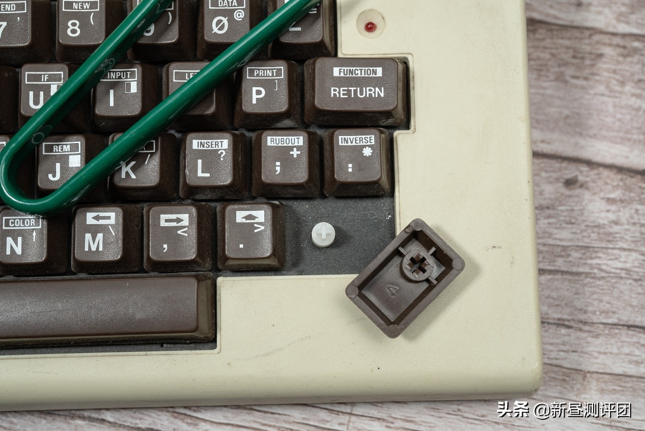 36年前香港设计制作的电脑是什么水平？Laser310与VTech