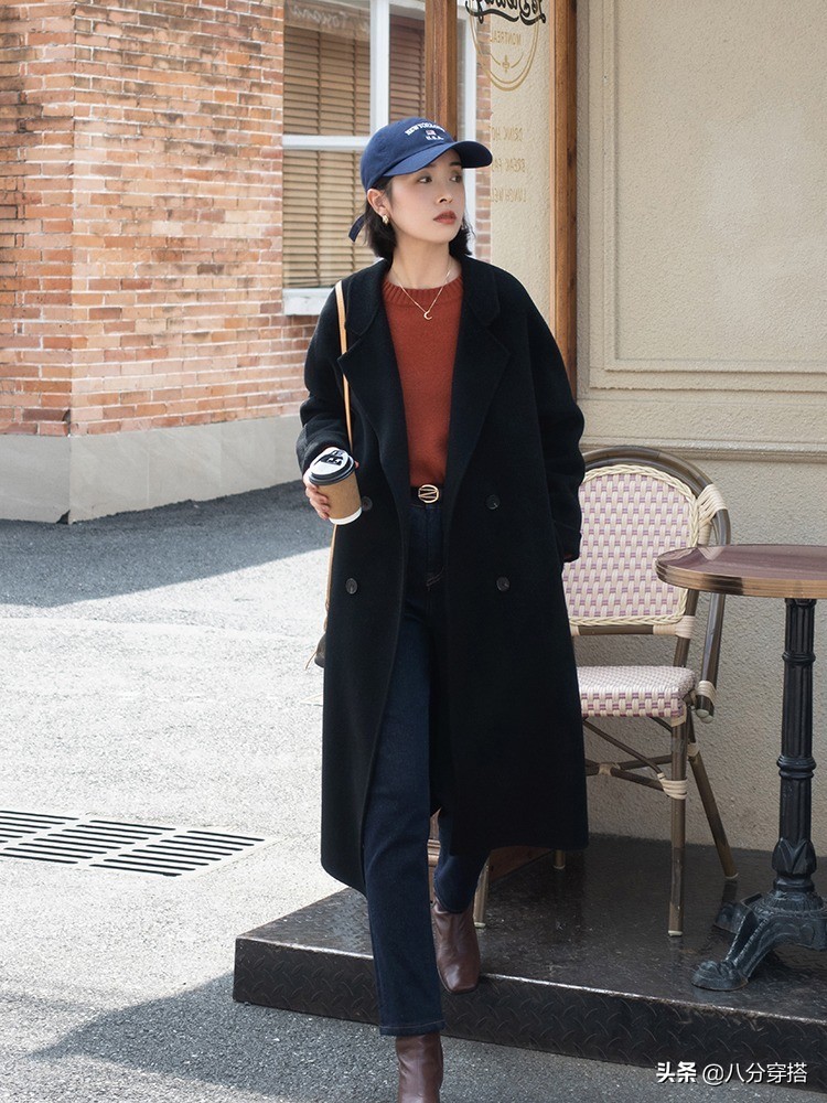 秋冬配大衣短靴推荐,冬季呢子大衣配什么材质短靴好看