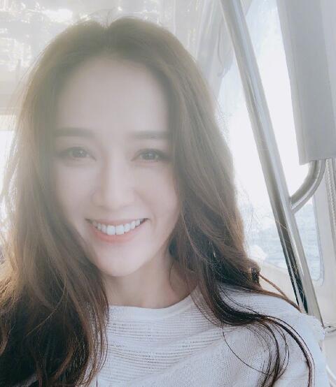 秦岚法令纹真实照片,秦岚讲有皱纹也很正常