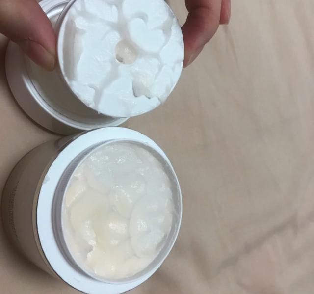 olay空气霜是超红瓶还是大红瓶,olay经典大红瓶和空气霜