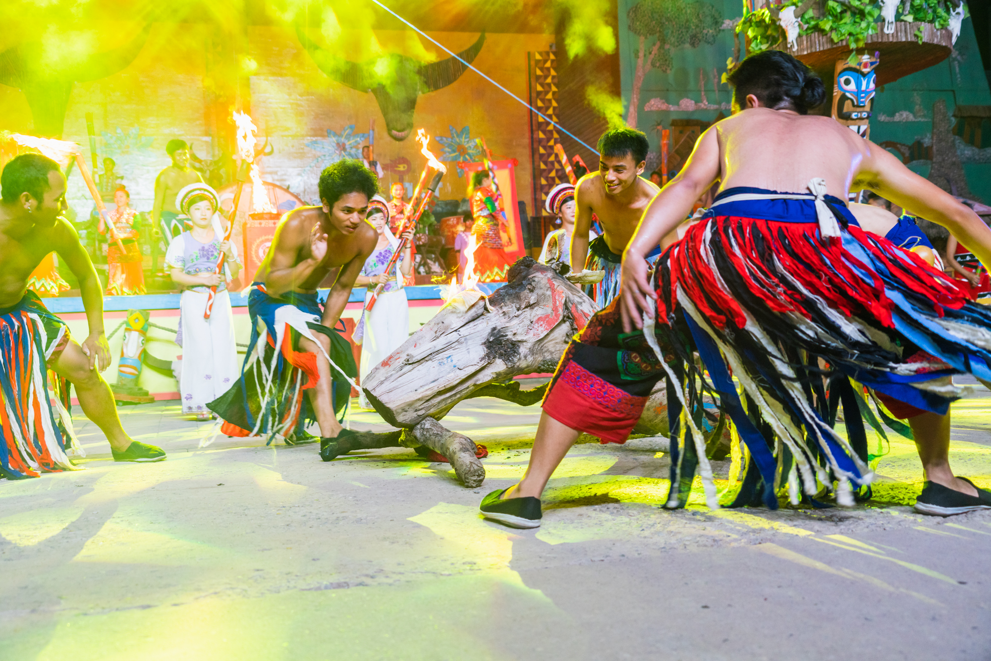 四月去过了心心念念的泼水节,夏日的欢乐泼水节