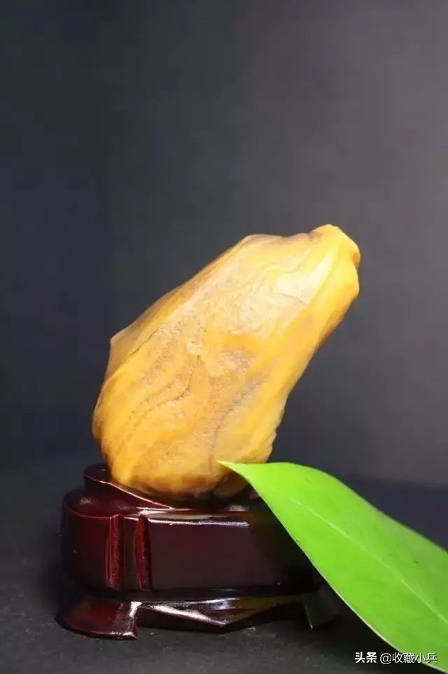 沙漠漆戈壁石图片,沙漠戈壁彩石