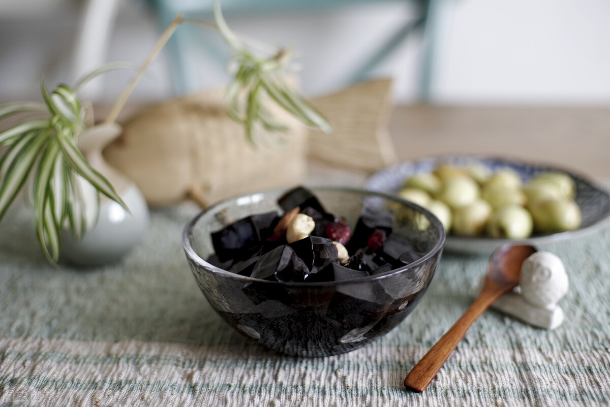 枸杞加龟苓膏,红枣枸杞龟苓膏配方