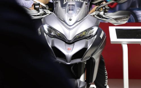 比奔驰S还贵的摩托车是什么样？带你走进2019北京摩托车展