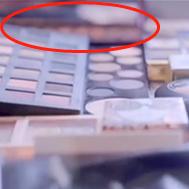 化妆台共多少钱,化妆台护肤品一堆