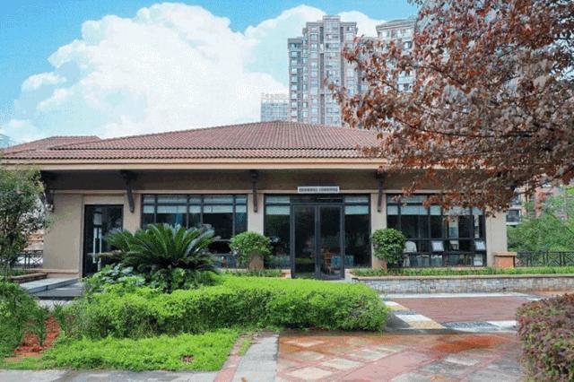 一年接待460万人，2018开店数猛增500%：中高端海鲜杀出一匹黑马