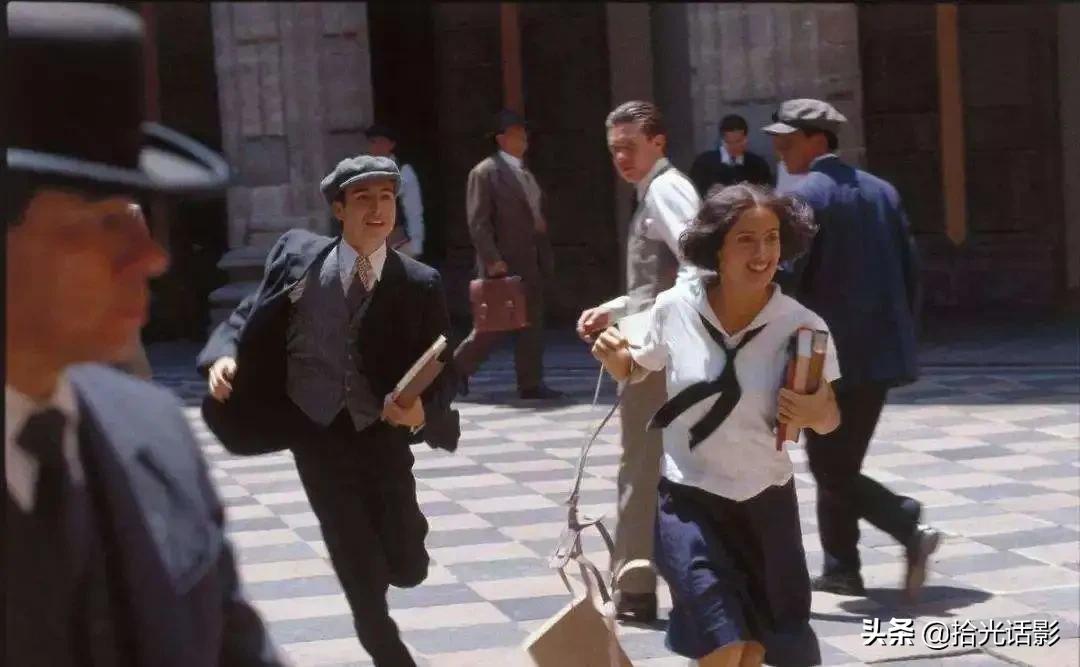 弗里达一个传奇女画家的一生,女画家弗里达电影解说