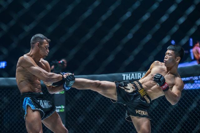 亚洲足球超级联赛,全球关注度最高的格斗比赛